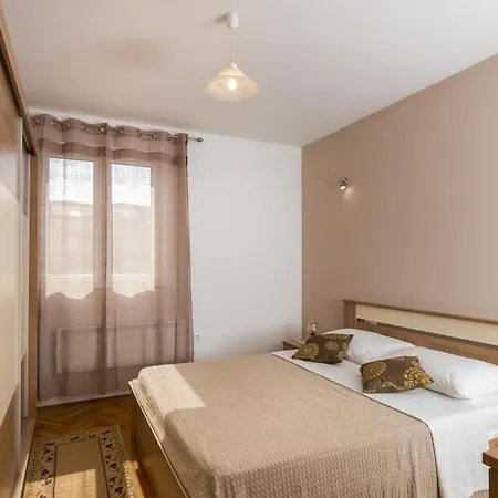 Oliva- Two Bedroom With Balcony And Sea View تْسافتات
