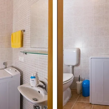 شقة Oliva- Two Bedroom With Balcony And Sea View تْسافتات